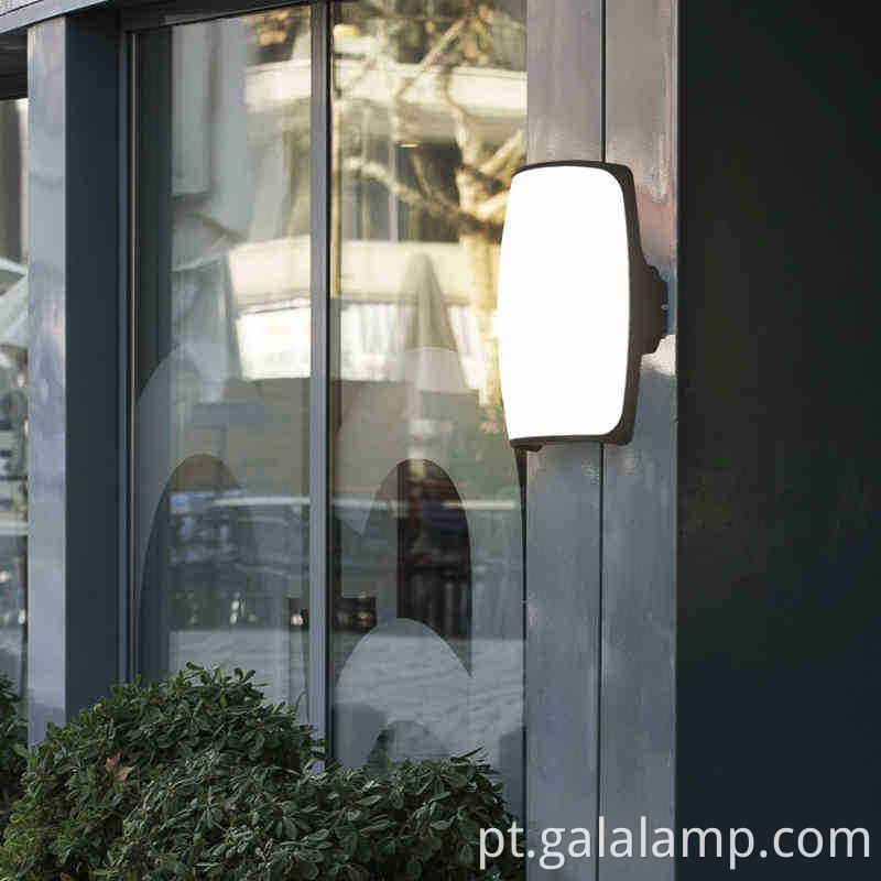Modern minimalist outdoor garden wall lamp